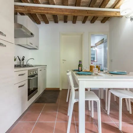 Rossini Apartment *
